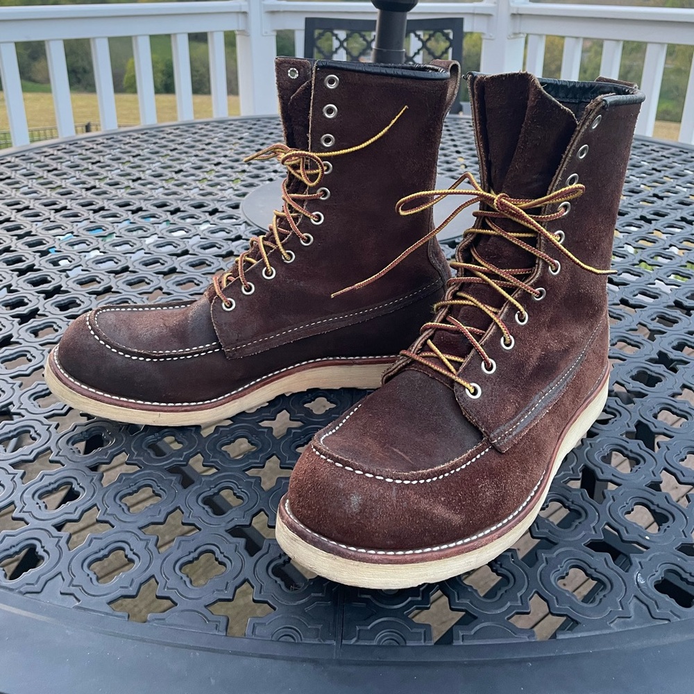 Red Wing 8” Chocolate Muleskinner Moc Toes